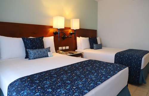 Granjas del Marqués Hotel | Pierre Mundo Imperial Riviera Diamante Acapulco All Inclusive