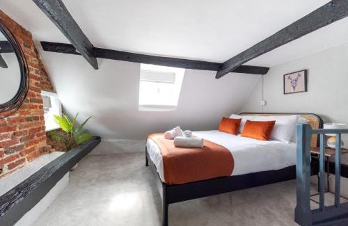Woodbridge Casa | Pike Perch
