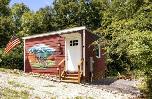 French Village Apartamento | PIKES PEAK - Tiny Houses Of French Village