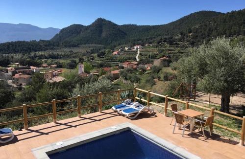 Arguellite Casa | Pilar de la Sima casa rural Arguellite Yeste