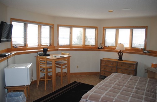 Bayfield Cama Y Desayuno | Pilot House B & B Bayfield "Crew's Quarters" Capacidad 2, BA privado, 1 BK a Ferry