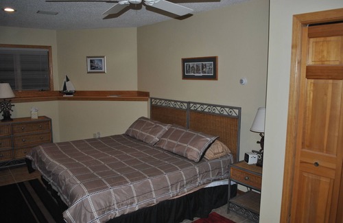 Bayfield Cama Y Desayuno | Pilot House B & B Bayfield "Crew's Quarters" Capacidad 2, BA privado, 1 BK a Ferry