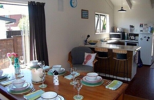 Pauanui Cabaña | Los pilotos descansan - Pauanui Airfield Holiday Home