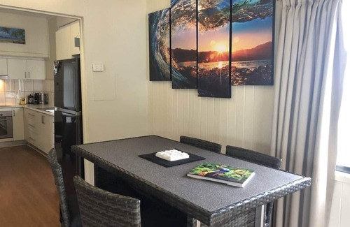 Wongaling Beach Casa | Pina Colada on the Beach - Beachfront