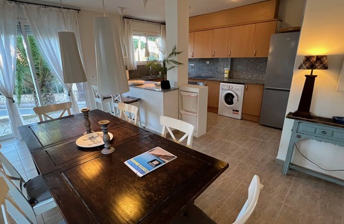 Pals Villa | Pinamar 2 - Piscina, aire y cerca de la playa