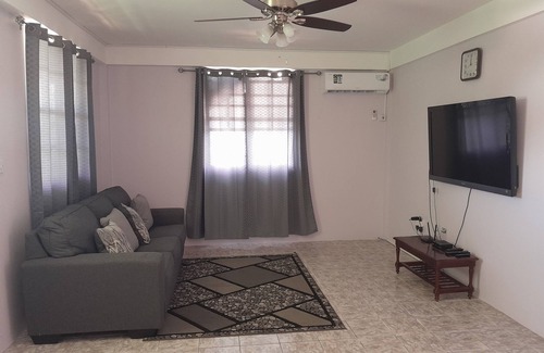 Pointe Michel Apartamento | Pinard's Vacation Home Apt 2