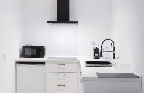 Tricolore Apartamento | Pindemonte 2 Bilo - Una Habitación Piso, Capacidad 4