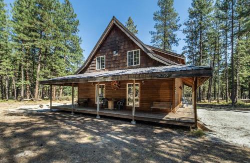 Leavenworth Casa | Pine Acres by NW Comfy Cabins