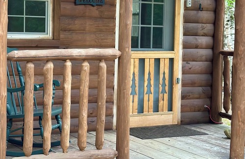Malone Cabina | Pine Cabin