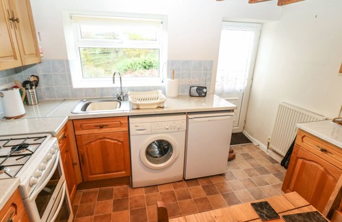 Youlgreave Cabaña | Pine Cottage, YOULGREAVE