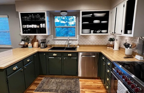Pine Casa | Pine Haven Mountain Home Getaway w/hot tub
