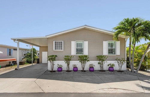 Saint James City Casa | Pine Island Paradise - Saltwater Canal 2 bed/2 bath