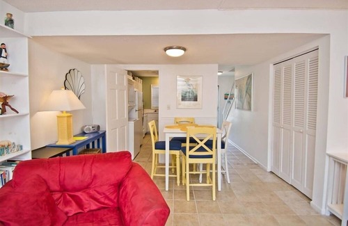Pine Knoll Shores Casa | Pine Knoll Townes 65, Almost Oceanfront Townhouse in Pine Knoll Shores, NC!
