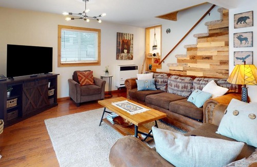 Tahoe Paradise Casa | Pine Lantern Retreat