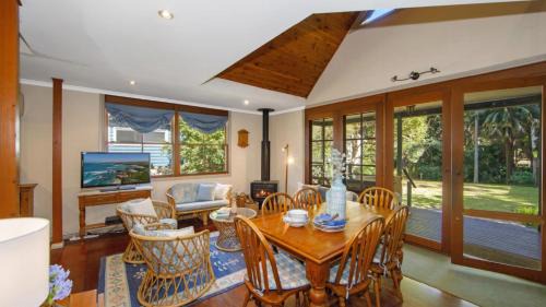 Pearl Beach Casa | Pine Lodge Pearl Beach
