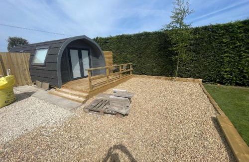 Frampton Apartamento | Pine Lodge Posh Glamping With Wood Fired Hot Tub & Big Lincolnshire Skies