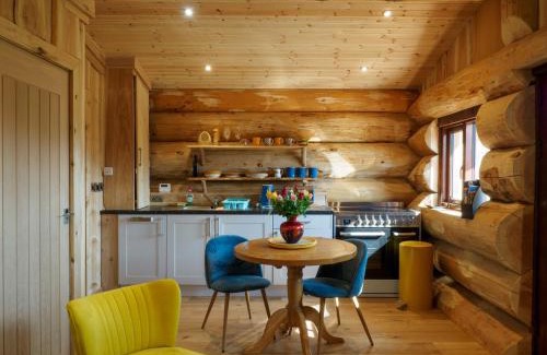 Lochgilphead Cabina | Pine Marten