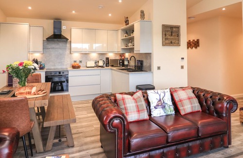 Dornoch Cabaña | PINE MARTEN, pet friendly, character holiday cottage in Dornoch