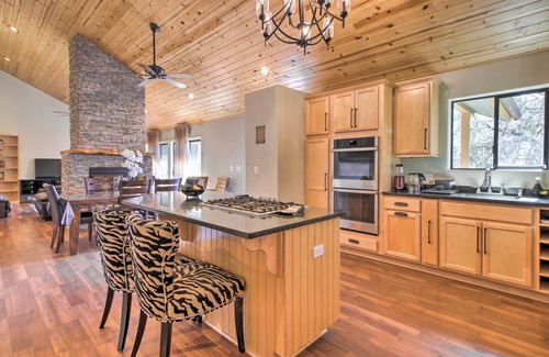 Frazier Park Casa | Pine Mountain Club Home w/ Beautiful View!