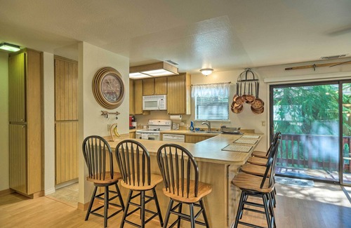 Groveland Casa | Pine Mountain Lake Haven w/ Spacious Deck!
