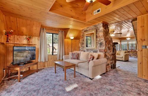 Big Bear Lake Chalet De Esquí | Pine Nest Relaxing Walk to Marina Cozy Chalet