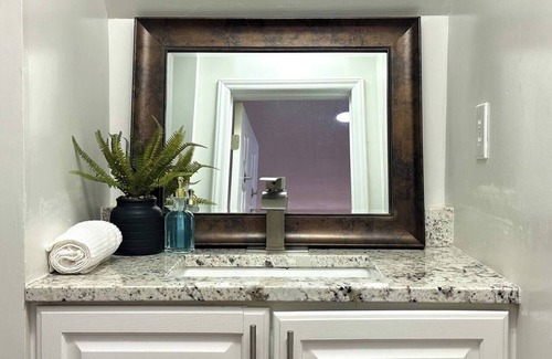 Chapel Hill Casa | Pine Perch Suite - 10 Mins to Chapel Hill, UNC