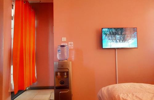 Kidono Apartamento | Pine Residency w Secure Parking, Wifi, Netflix & Rooftop Views