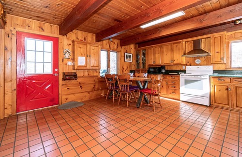 Minden Hills Cabaña | 2400 SQFT CASA EN ALQUILER LAKE KUSHOG