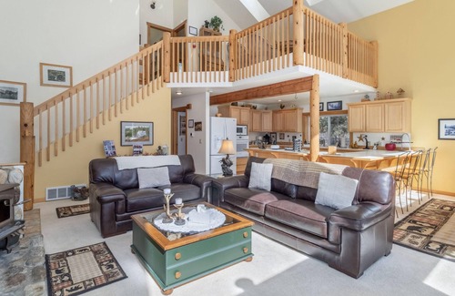 Leavenworth Casa | Pine Tree Cottage