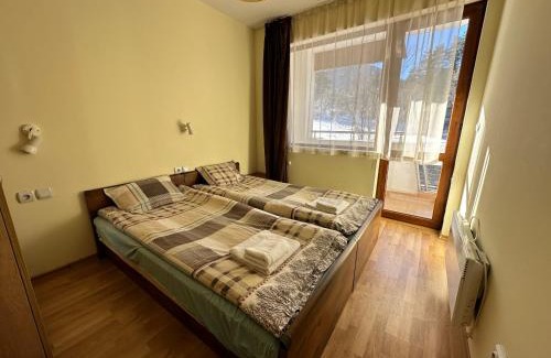 Shiligarnika Apartamento | Pine Tree one bedroom apartment