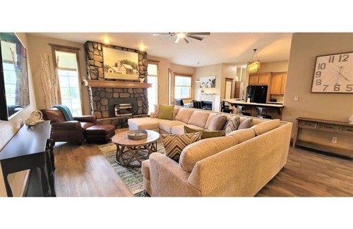 Pine Valley Cabina | Pine Valley | Family Fun | Come Make Memories Last