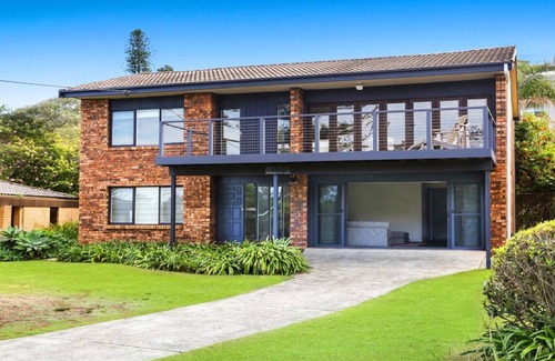 North Avoca Casa | VISTA DEL PINO, AVOCA DEL NORTE - DIRECTAMENTE A TRAVÉS DE LA PLAYA, VISTAS AL MAR, AMIGO DEL ANIMAL DOMÉSTICO