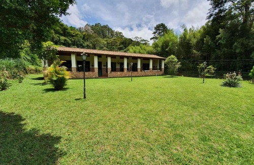 Nova Friburgo Casa | Pineapples Frib174 - Casa de Campo para famílias e grupos de até 20 pessoas