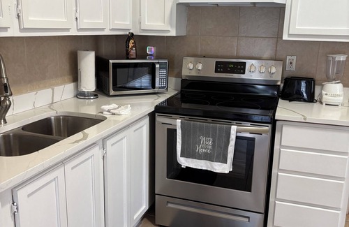 Biloxi Condominio | Pinecone Biloxi Beachside rentals-3