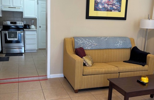 Biloxi Condominio | Pinecone Biloxi Beachside rentals-3