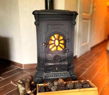 Eptalofos Apartamento | Pinecone Lodge, Eptalofos Wellness Garden Chalet