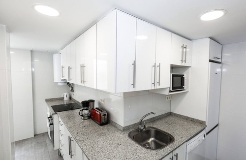 La Pineda Apartamento | PINEDA 7 con piscina comunitaria, playa a 100m