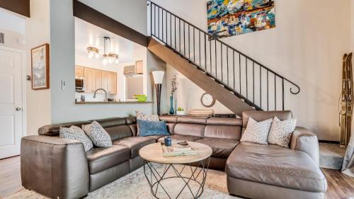 Dollar Point Casa | Pinegrove by AvantStay Beautiful Villas Condo just outside Tahoe City