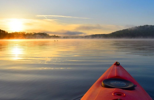 Perrysville Cabaña | PineHills Hideout - Cozy by the Lake