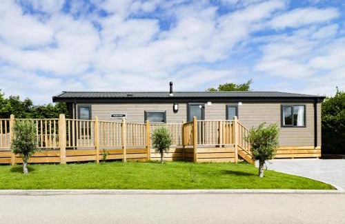 Redruth Casa | Pinehurst Lodge