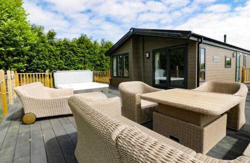 Redruth Casa | Pinehurst Lodge