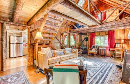Brightwood Casa | Pinery on the Sandy River
