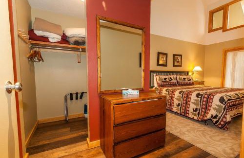 Keystone Casa | Pines by Summit County Mountain Retreats