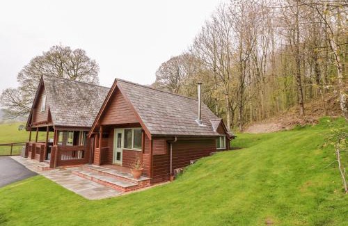 Bleddfa Casa | Pines Pitch