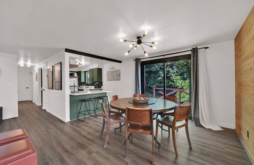 Ogden Casa | Pineview Hideaway Salt Water Hot Tub In-Law Suite w Fitness Room