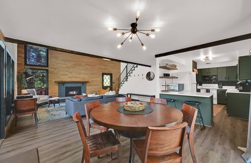Ogden Casa | Pineview Hideaway Salt Water Hot Tub In-Law Suite w Fitness Room
