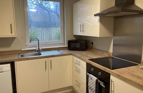 New Forest District Cabaña | Pinewood Cottage Deluxe Self Catering Apartments