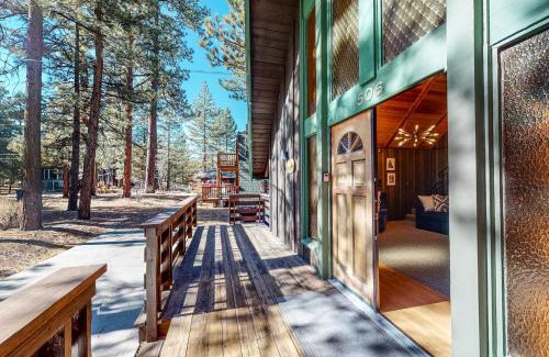 Big Bear Casa | Pinewood Haus #301