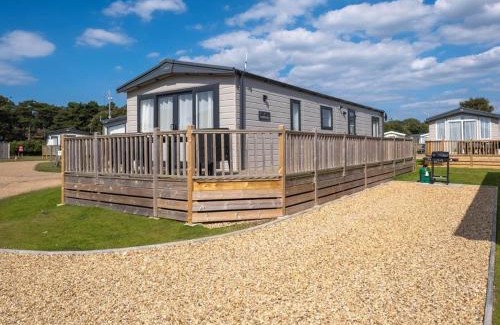 Wells-next-the-Sea Cabina | Pinewoods Beach Luxe no.4 – dog friendly