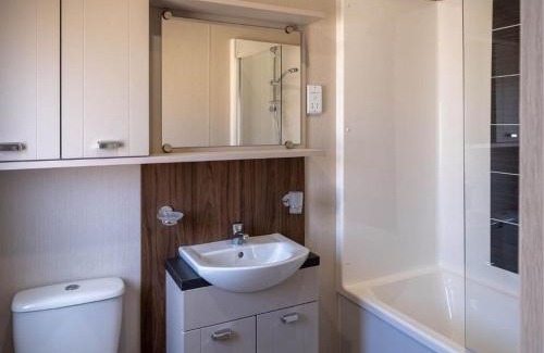 Wells-next-the-Sea Cabina | Pinewoods Lakeside Luxe no.4 - no dogs
